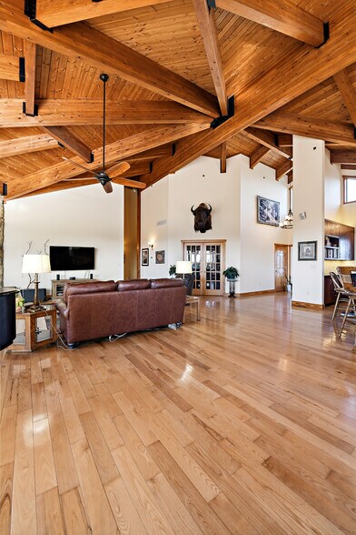 More Photos Of 32846 Block Rd, Paola Specialty For Sale