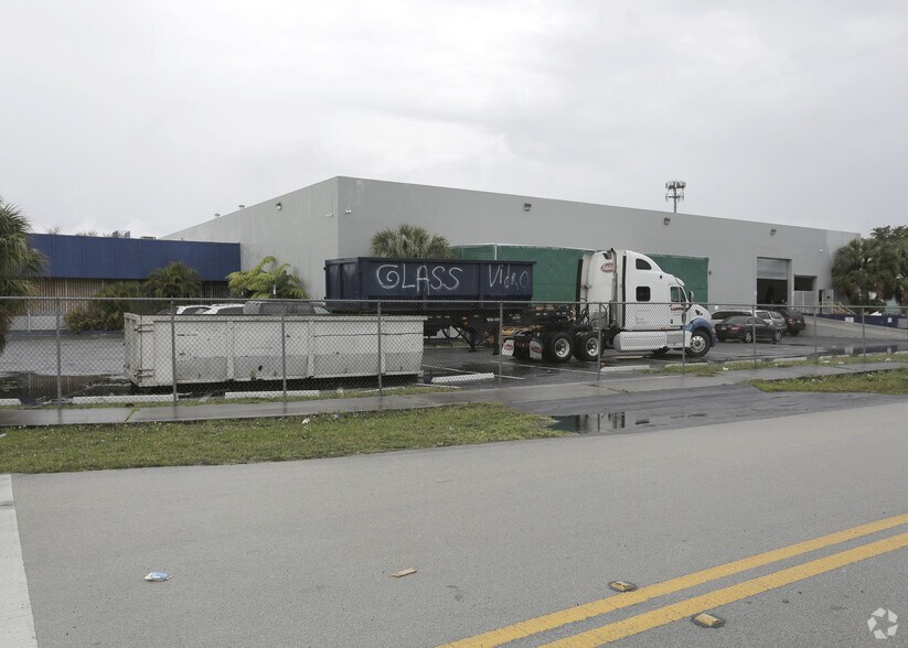 Primary Photo Of 16501 NW 16th Ct, Miami Warehouse For Lease