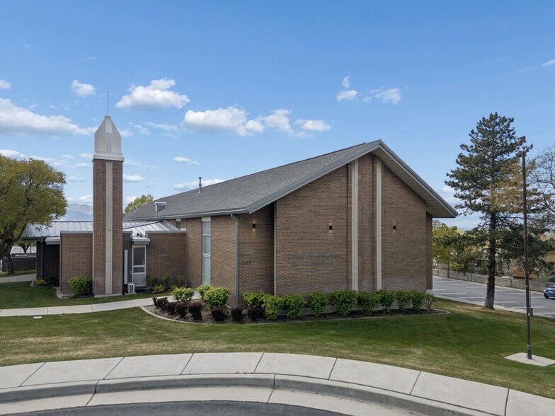 Primary Photo Of 1280 Turquoise way, Sandy Religious Facility For Sale