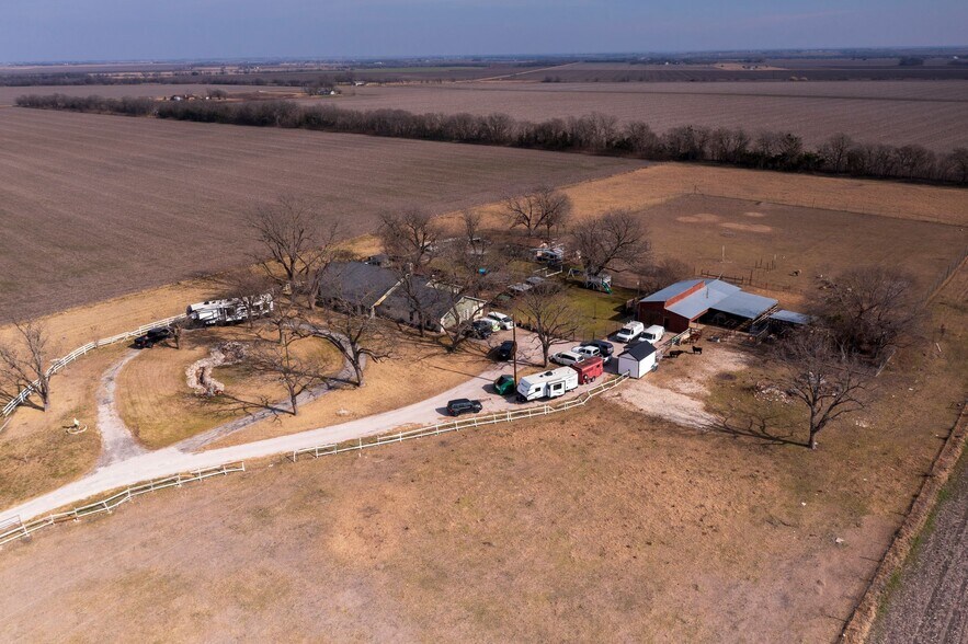 More Photos Of 11001 S State Highway 95, Taylor Land For Sale