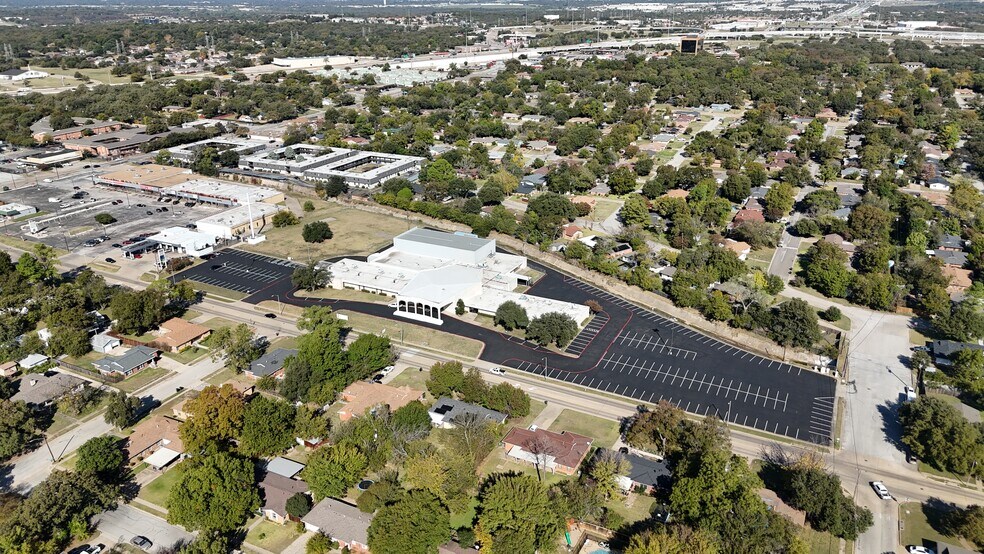 More Photos Of 6801 Meadowbrook Dr, Fort Worth Specialty For Sale