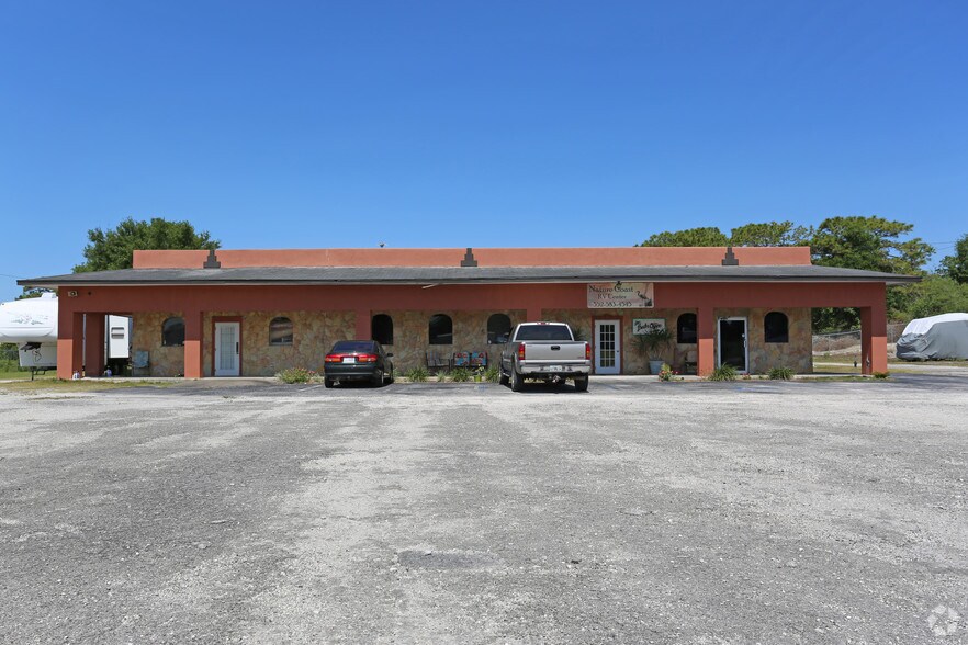 Primary Photo Of 5273 Treiman Blvd, Dade City Freestanding For Sale
