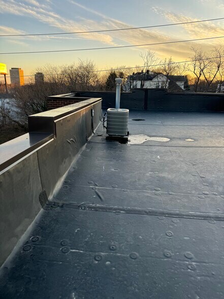 More Photos Of 67-69 Fabyan Pl, Newark Apartments For Sale