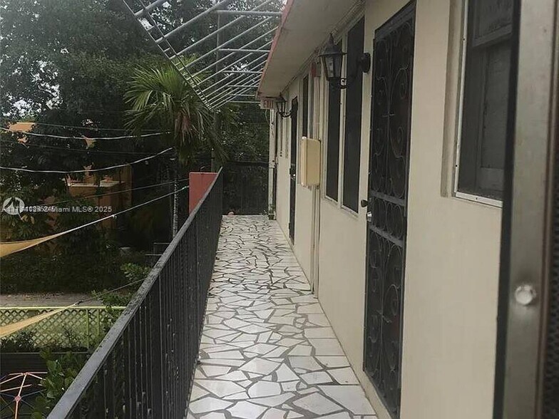 More Photos Of 7625 Biscayne Blvd, Miami Apartments For Sale