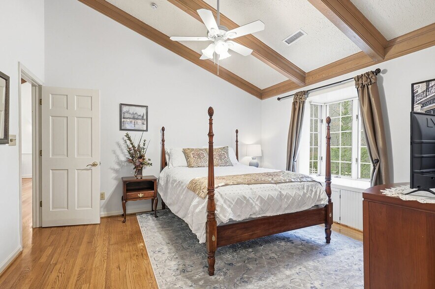 More Photos Of 1644 Broadstone Rd, Banner Elk General Retail For Sale