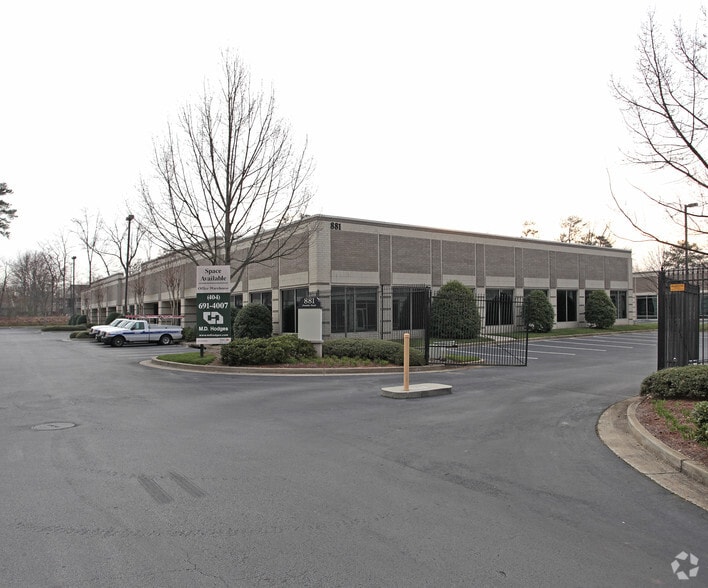 More Photos Of 889 Franklin Rd, Marietta Unknown For Lease