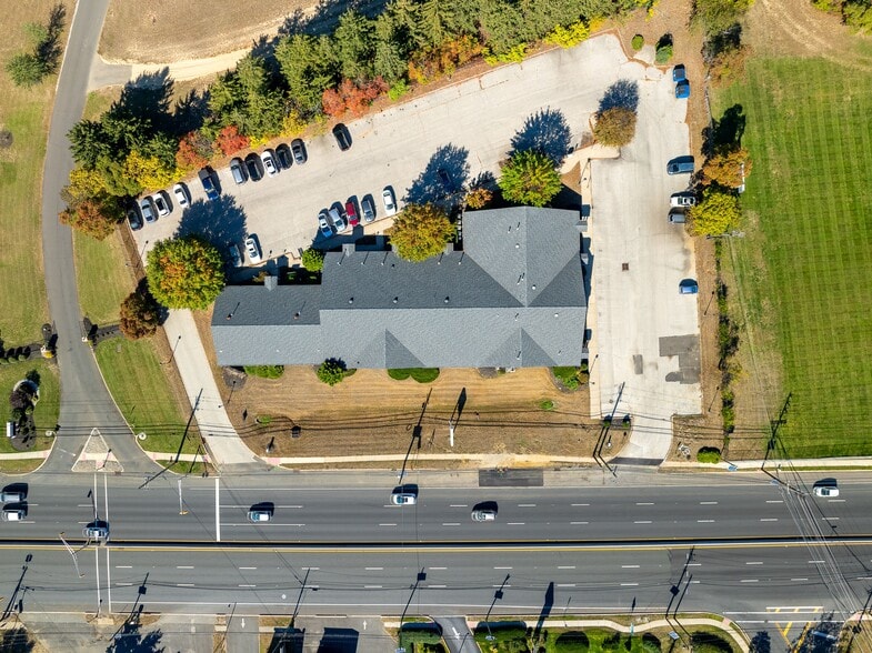 More Photos Of 5045 Route 130 S, Delran Medical For Lease