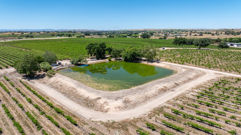 More Photos Of 4335 E Highway 41, Paso Robles Land For Sale