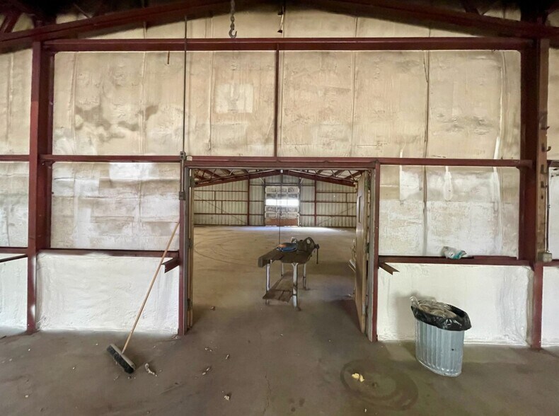 More Photos Of 45 Hoppen Rd, New Hartford Industrial For Lease