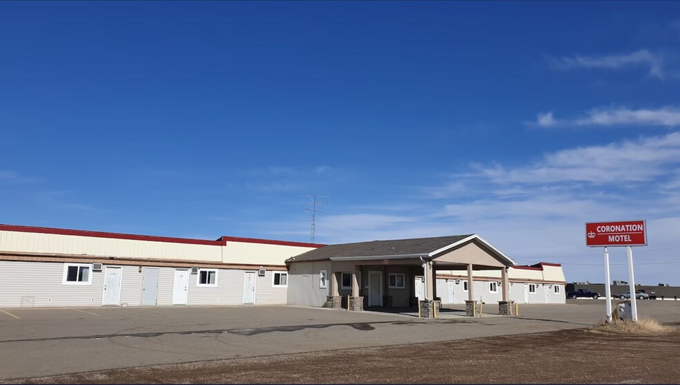 More Photos Of 5505 Highway 12 w, Coronation Hotel For Sale