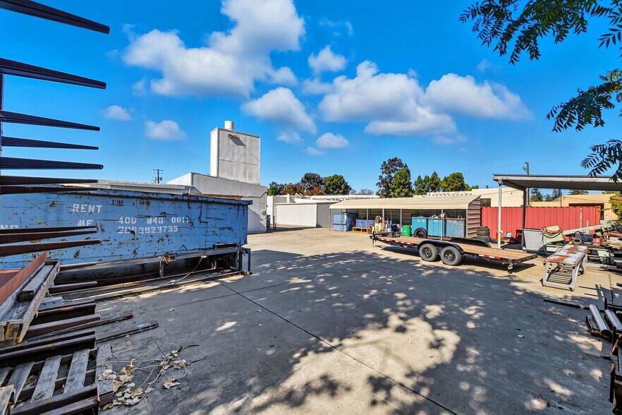 More Photos Of 1180 N 5th St, San Jose Manufacturing For Sale