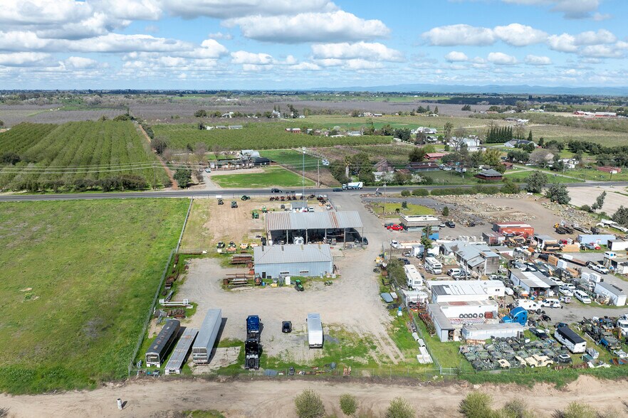 More Photos Of 5600 California 108, Oakdale Land For Lease