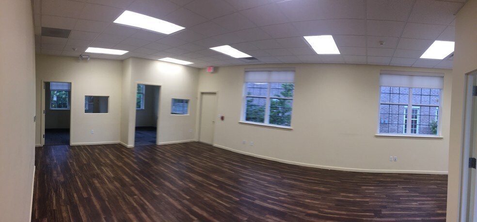 More Photos Of 250 Old New Brunswick Rd, Piscataway Unknown For Lease