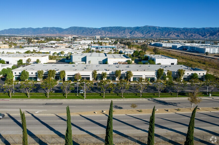 More Photos Of 236 W Orange Show Rd, San Bernardino Warehouse For Sale