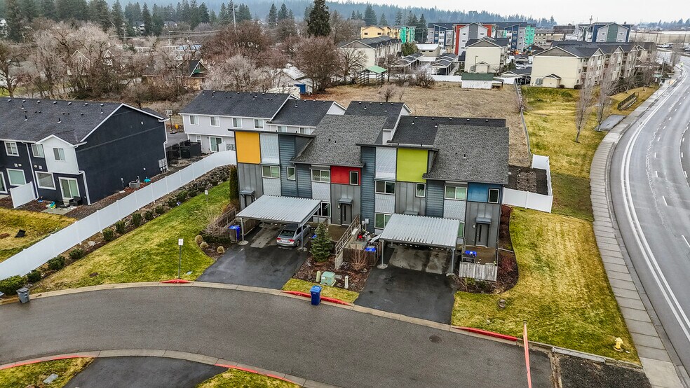 More Photos Of 303-330 S Felts Ln, Spokane Valley Apartments For Sale