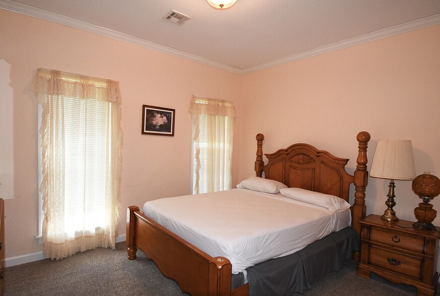 More Photos Of 7687 OK-10, Tahlequah Hospitality For Sale