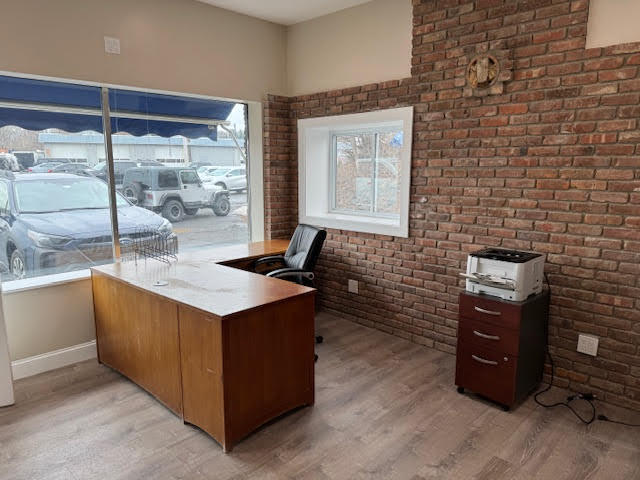 More Photos Of 7 Ruscitti Rd, New Windsor Township Flex For Lease