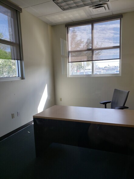 More Photos Of 4017 W Dr Martin Luther King Jr Blvd, Tampa Office For Sale