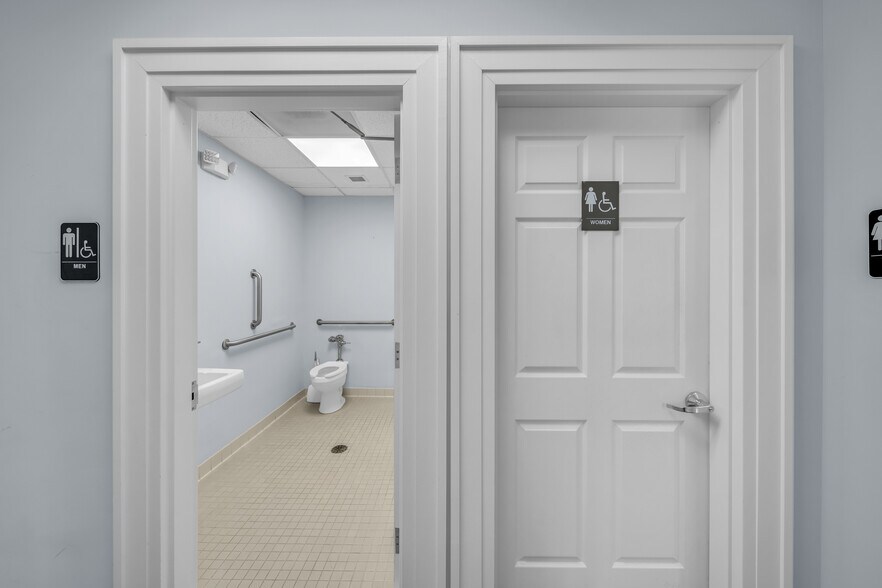 More Photos Of 25239 Perdido Beach Blvd, Orange Beach Bank For Sale