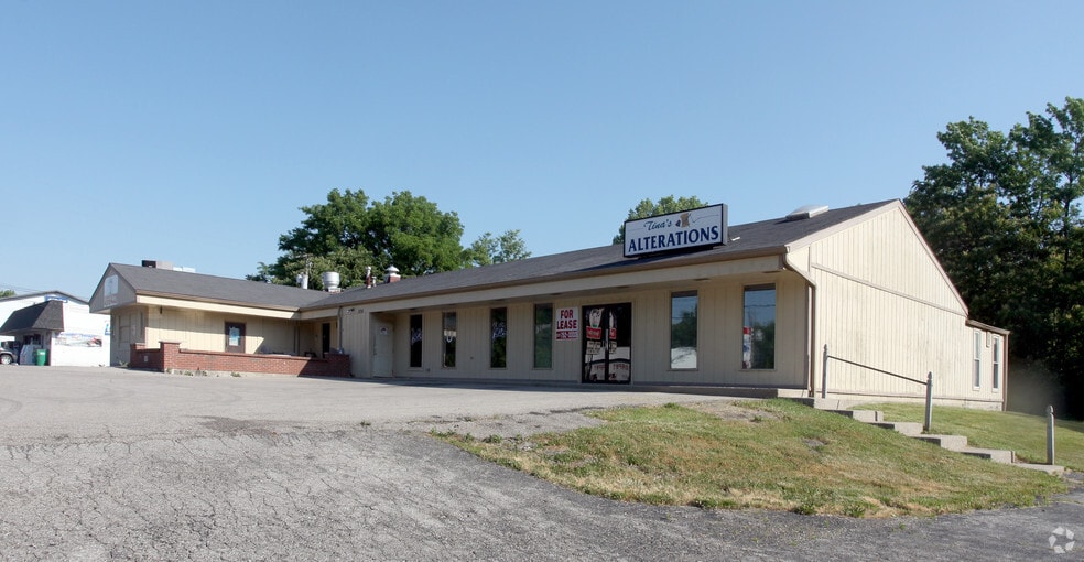 Primary Photo Of 8758 Crawfordsville Rd, Indianapolis Freestanding For Sale