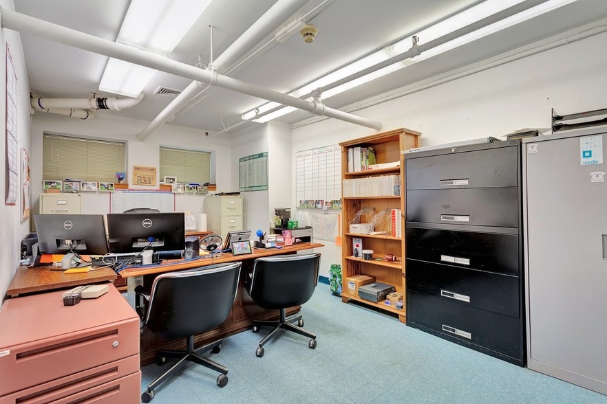 More Photos Of 322 Belleville Tpke, North Arlington Office For Sale