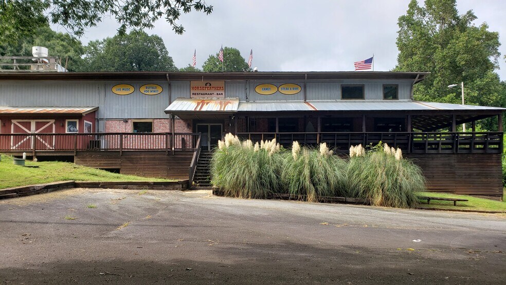 More Photos Of 3746 Mount Pleasant Rd, Sherrills Ford Restaurant For Lease