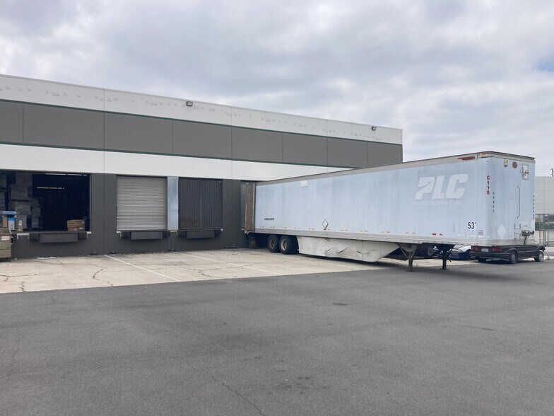 More Photos Of 17721 E Railroad St, City of Industry Warehouse For Lease