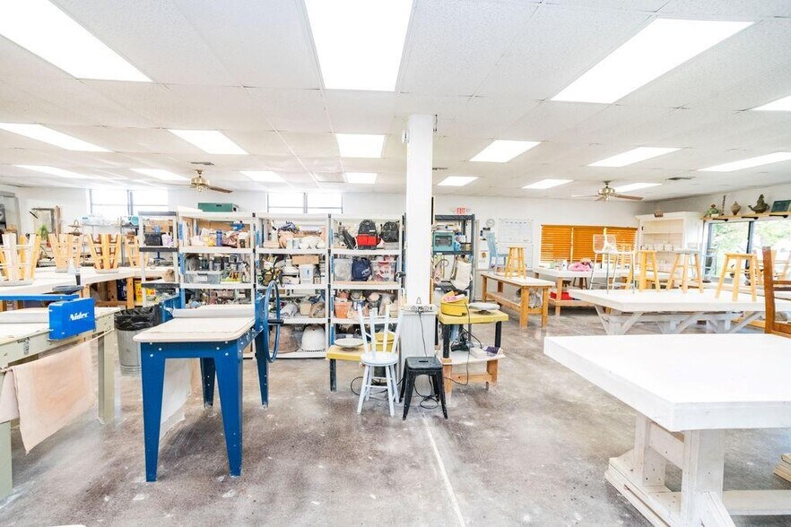 More Photos Of 1239 16th St, Vero Beach Storefront For Sale