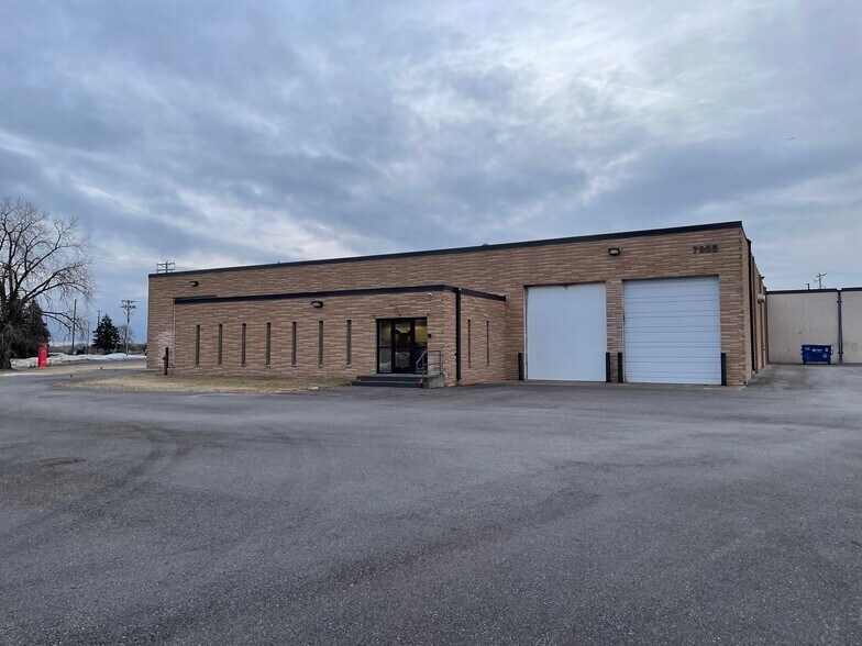 More Photos Of 7955 Wallace Rd, Eden Prairie Manufacturing For Sale