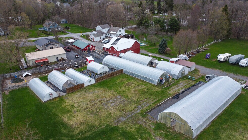 More Photos Of 2774 Oneida St, Sauquoit Specialty For Sale