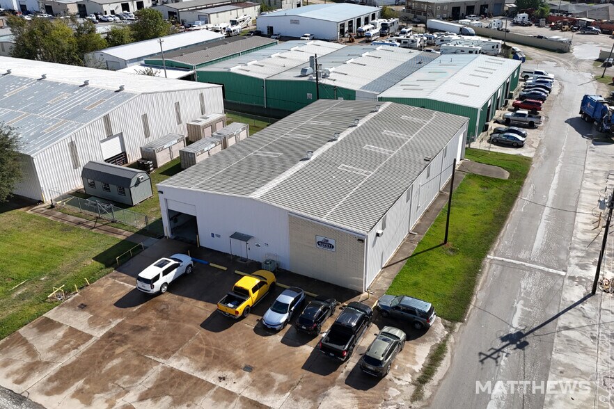 More Photos Of 1412-1416 Washington st, South Houston Industrial For Sale