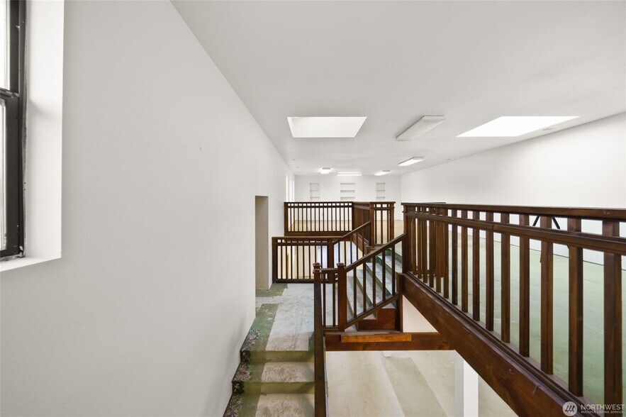 More Photos Of 4705 Pacific Way, Seaview Freestanding For Sale