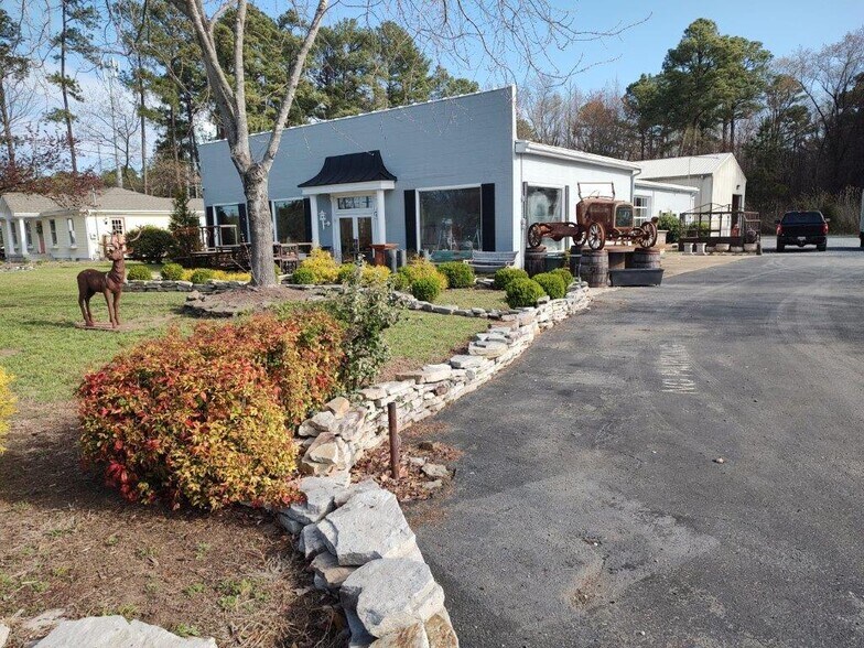 More Photos Of 1007 S Talbot St, Saint Michaels Freestanding For Sale