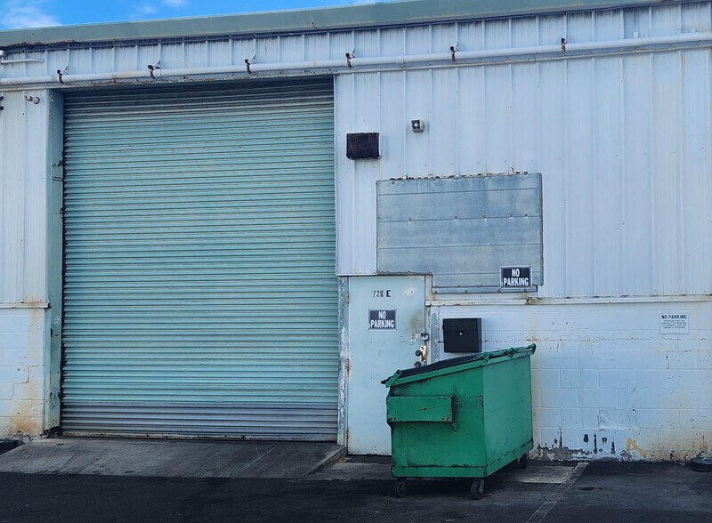 More Photos Of 720 Moowaa St, Honolulu Unknown For Lease