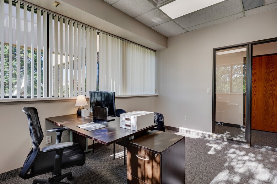 More Photos Of 4750 Venture Dr, Ann Arbor Light Manufacturing For Lease