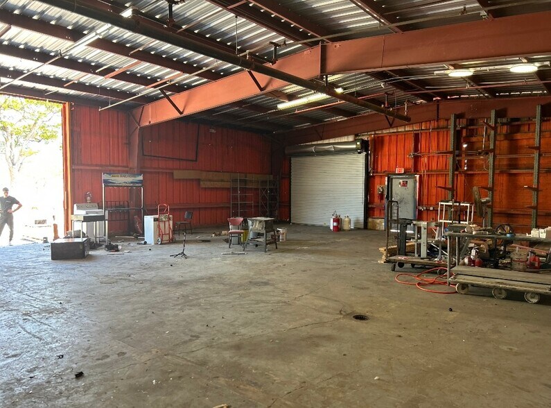 More Photos Of 1820 NW 21st St, Pompano Beach Warehouse For Lease
