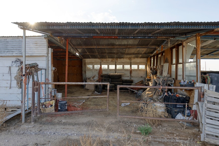 More Photos Of 611 W Main St, Fabens Apartments For Sale