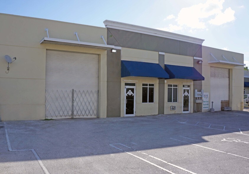 More Photos Of 17401 NW 2nd Ave, Miami Warehouse For Sale
