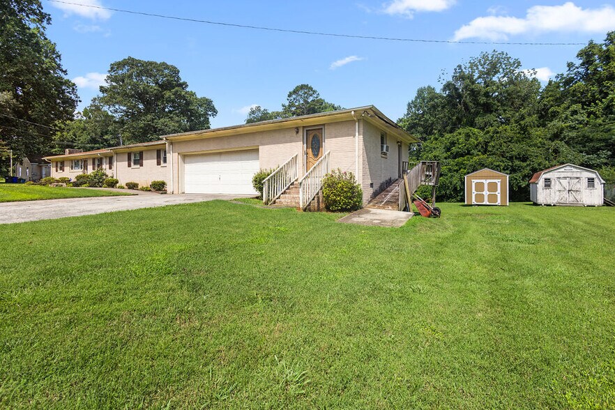 More Photos Of 950 Totten Rd, Gibsonville Freestanding For Sale