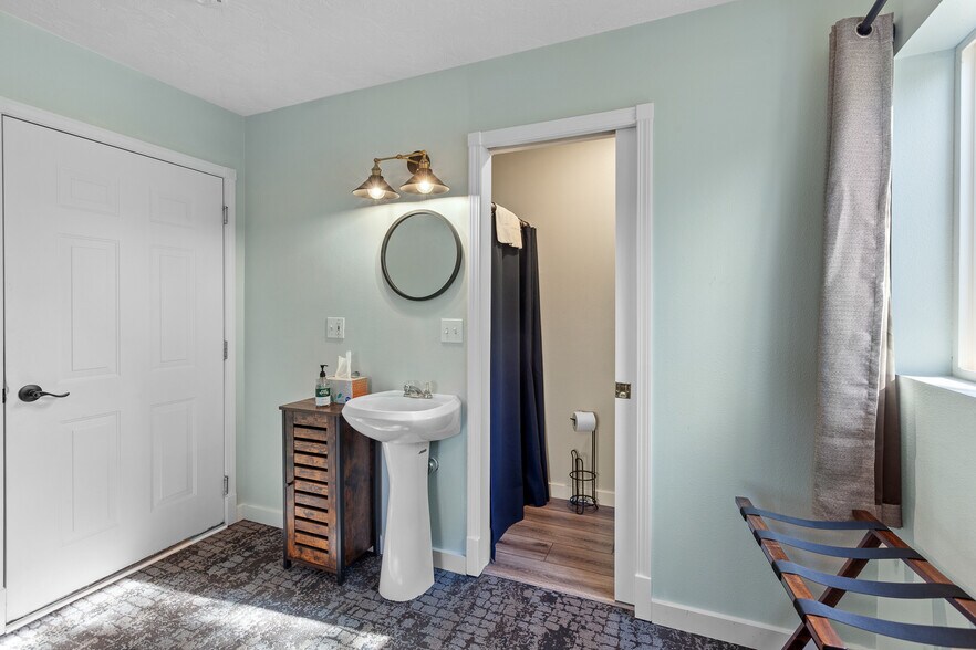 More Photos Of 30400 S Sunray Trl, Worley Lodge Meeting Hall For Sale