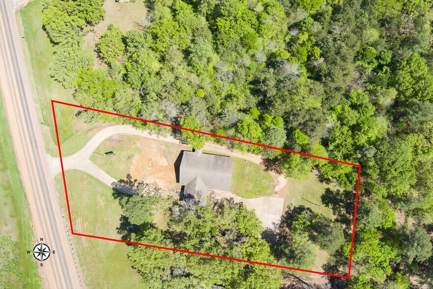 More Photos Of 120 NW 304 Loop, Crockett Daycare Center For Sale