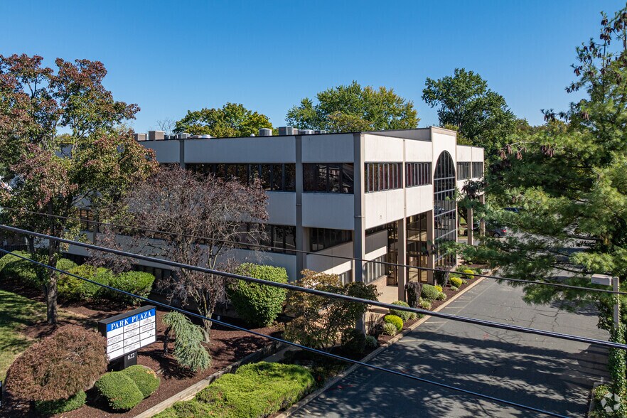 More Photos Of 622 Georges Rd, North Brunswick Medical For Sale