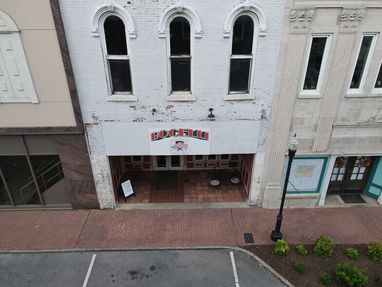 More Photos Of 419 Belmont Ave, Shelbyville Multifamily For Sale