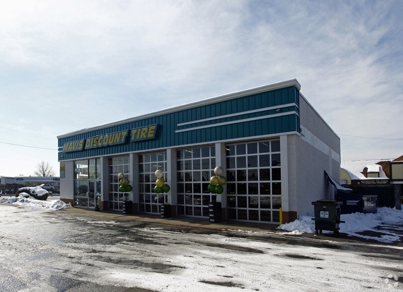 More Photos Of 1706 Sunrise Hwy, Copiague Auto Repair For Sale