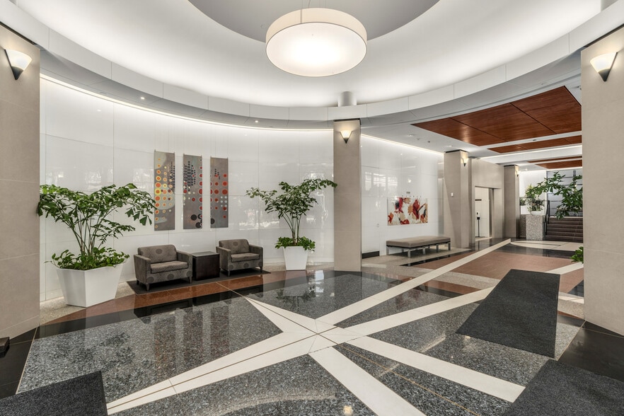 More Photos Of 1000 SW Broadway, Portland Office For Lease