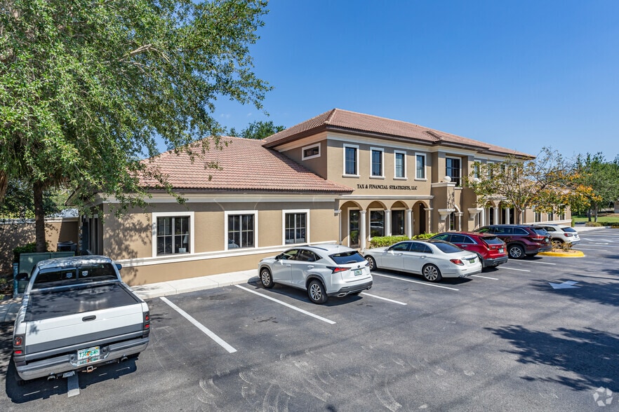 Primary Photo Of 28089 Vanderbilt Dr, Bonita Springs Office For Sale