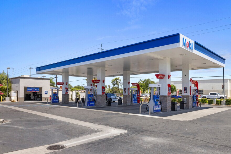 More Photos Of 2115 W Yosemite Ave, Manteca General Retail For Sale