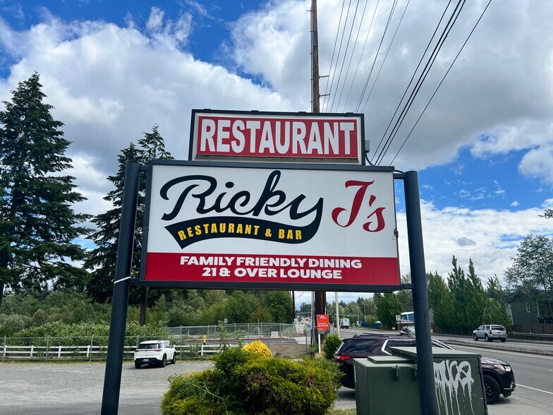 More Photos Of 6805 176th St E, Puyallup Restaurant For Sale