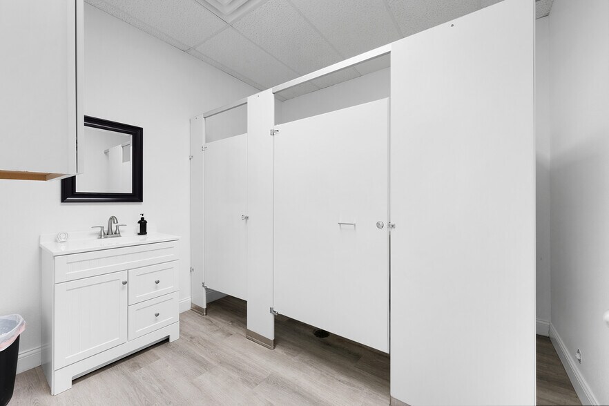 More Photos Of County Road 2616, Caddo Mills Airport For Sale