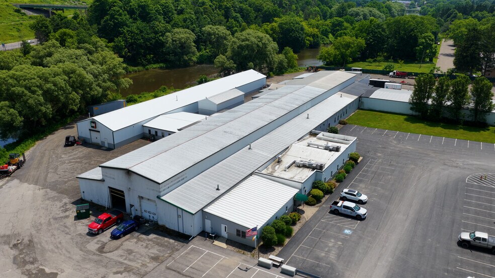Primary Photo Of 44 River St, Cortland Manufacturing For Sale